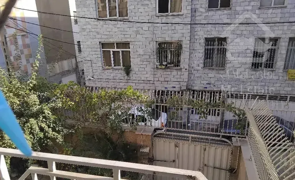 آذربایجان/۶۸ متر/ همکف با پارکینگ