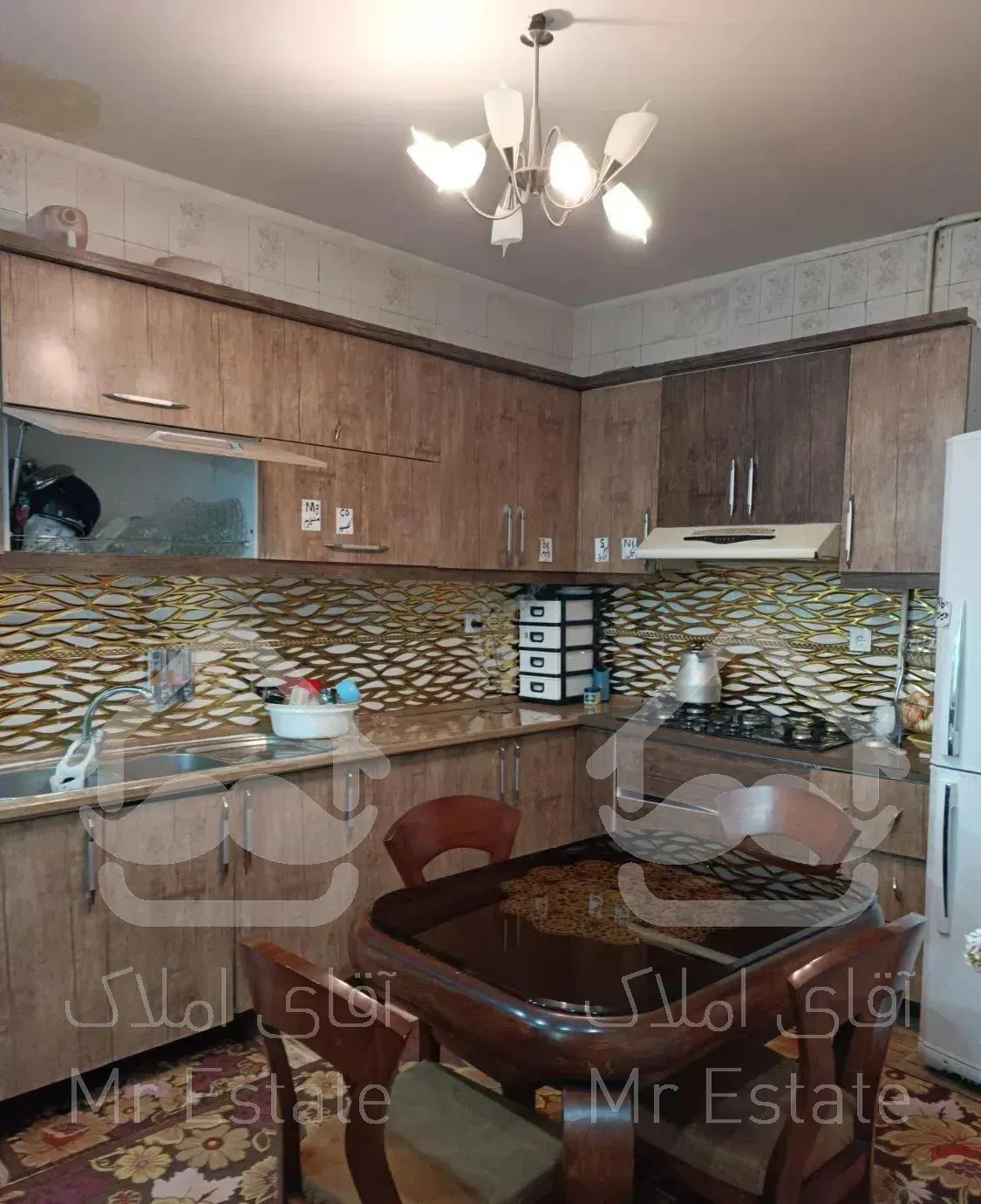 ۱۵۰ متر/  تمیز / پارک ملت /پارکینگ /بازسازی شده