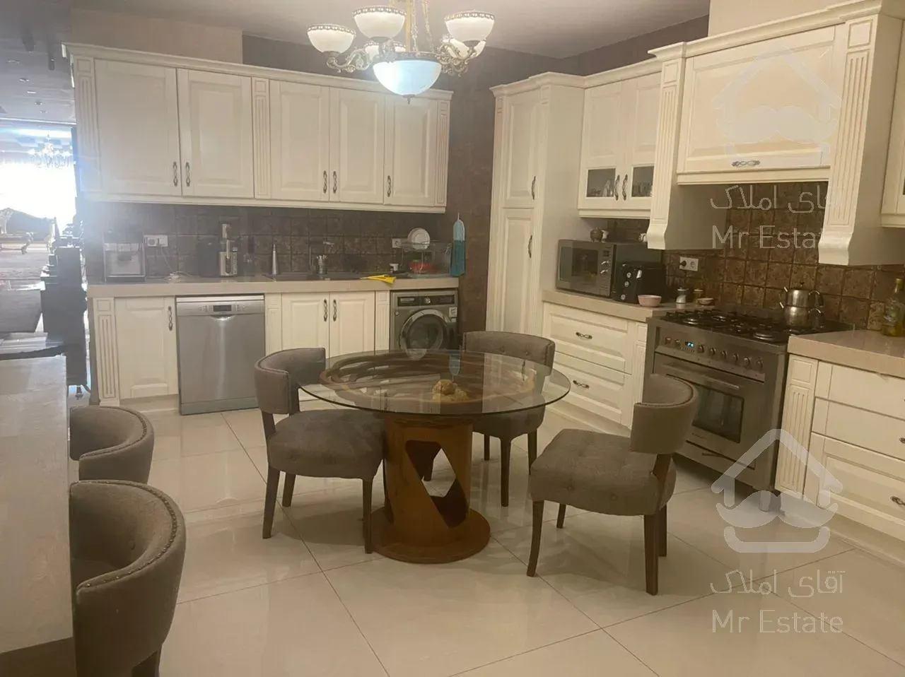 اجاره و رهن آپارتمان ولنجک 280  متر لوکس