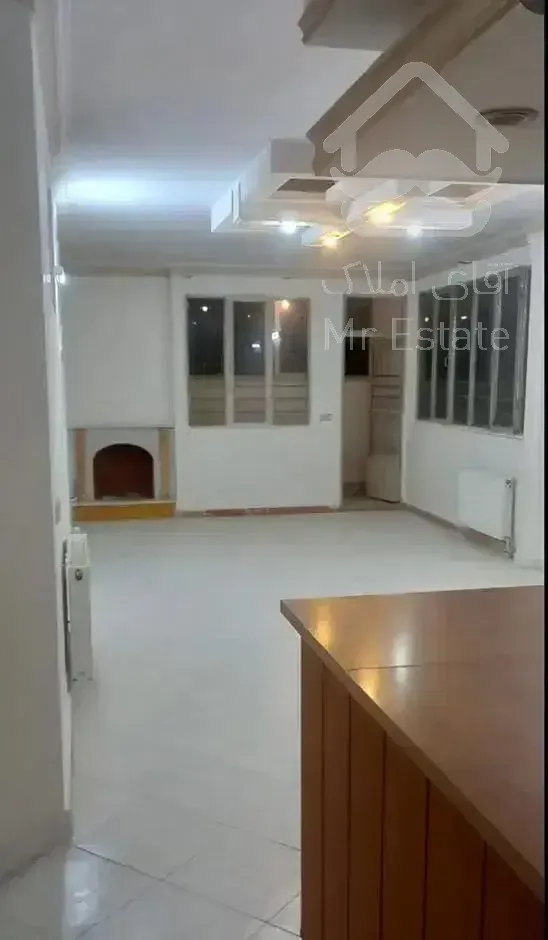 اپارتمان ۱۰۰متری طبقه دوم  دوخوابه سردونبش