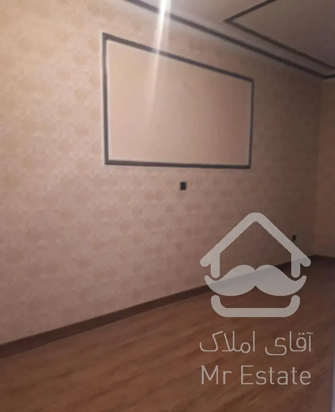 ۵۲متری با آسانسور زاهدگیلانی شمالی