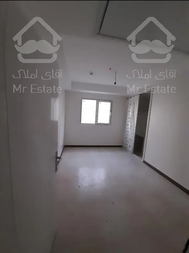 فروش ۱۲۱متر برج بهاران اکازیون/ویو دریاچه چیتگر/منطقه ۲۲