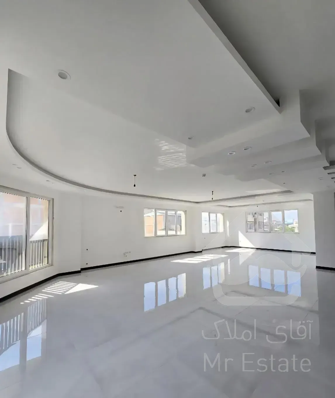 فروش آپارتمان ۲۲۶متری تک واحدی تاپ لوکیشن