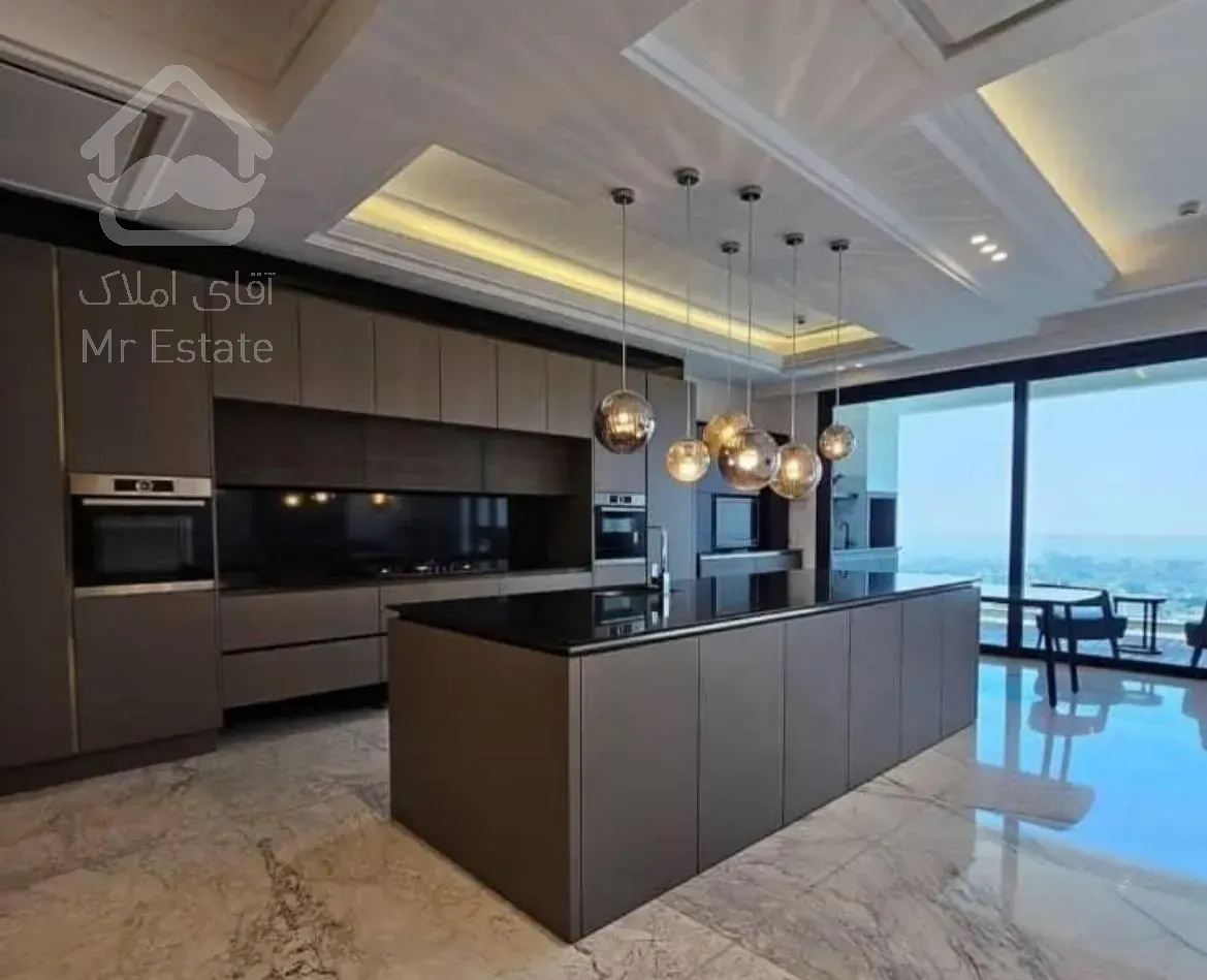 فروش آپارتمان ۲۳۰ متری ۳ خوابه در نیاوران