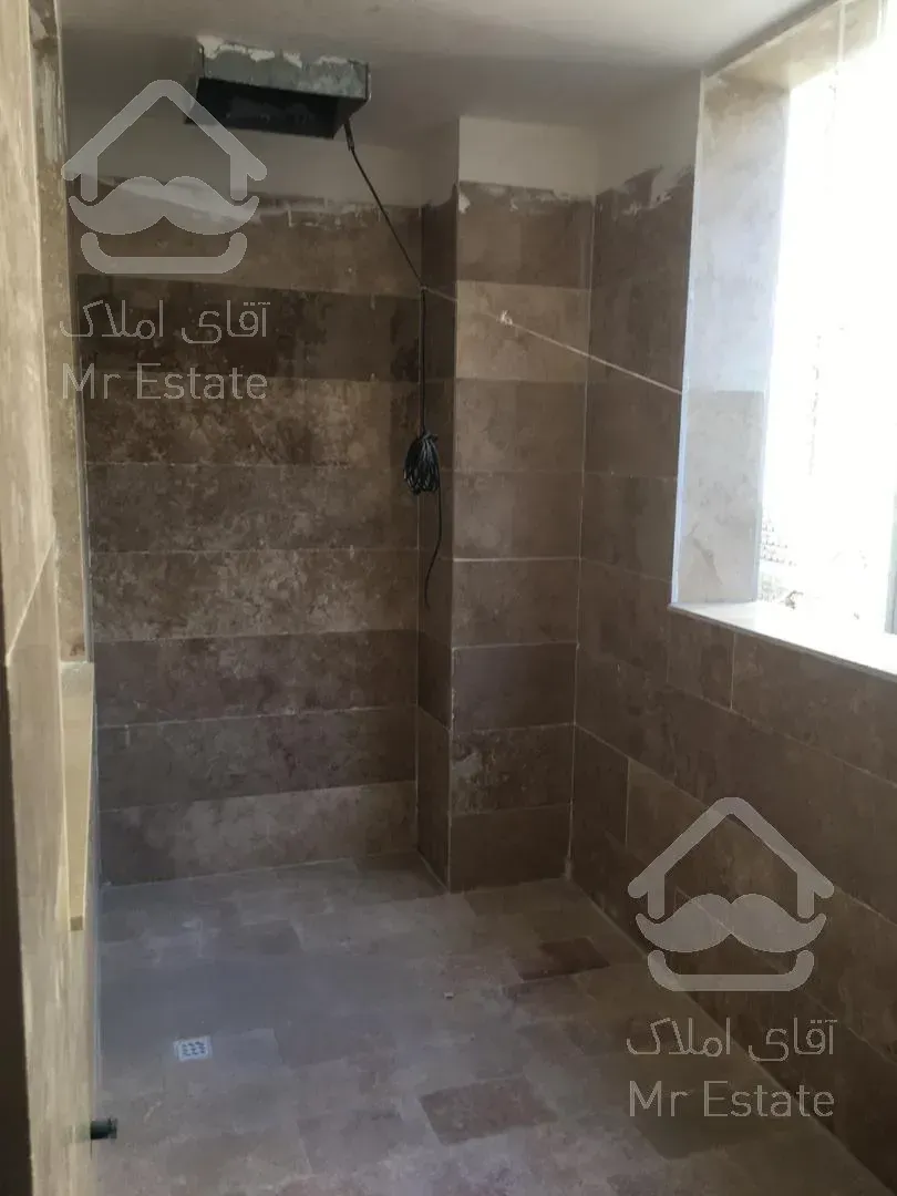 جمعا ۲۲۰متر فول امکانات نوساز کلید نخورده