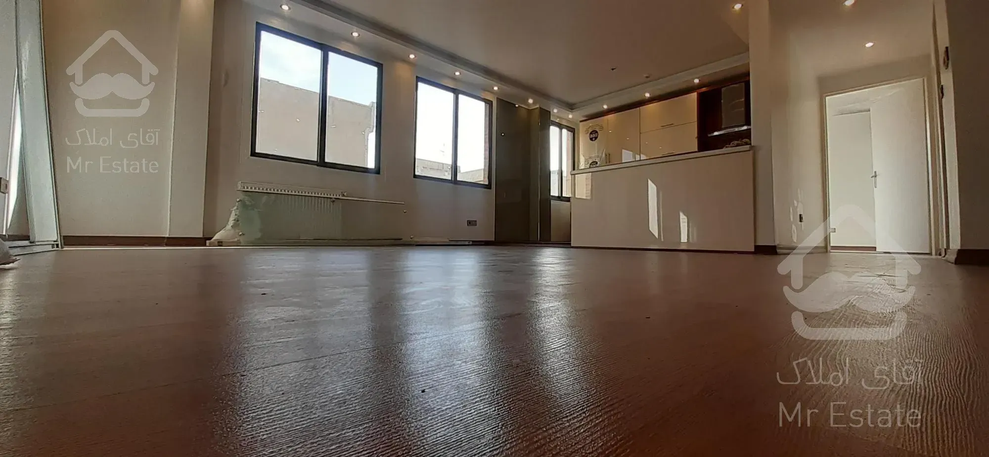 ۷۶متر/۸ساله/فول امکانات/بدون مشابه/سازمان برنامه جنوبی