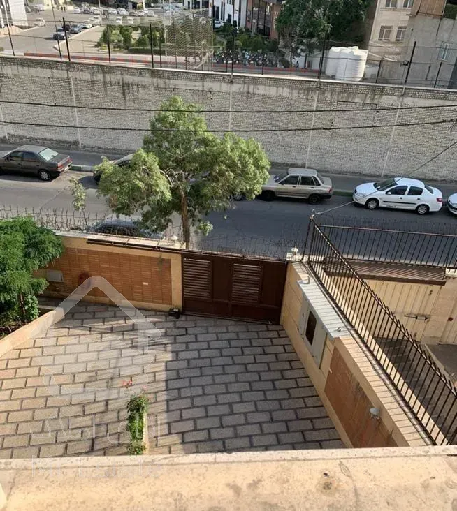 ستارخان ۷۵ متر نزدیک مترو