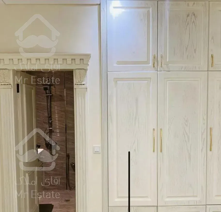 ۷۶متری شهرک نفت/استفاده از  متریال/ویو تهران