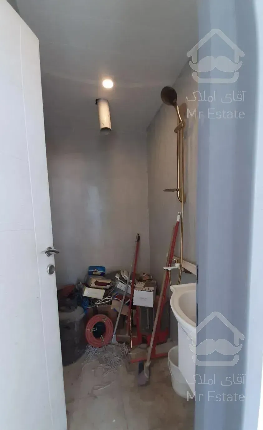 فروش واحدنوساز ۳خواب دوکله نورگیر ۱۴۸متری