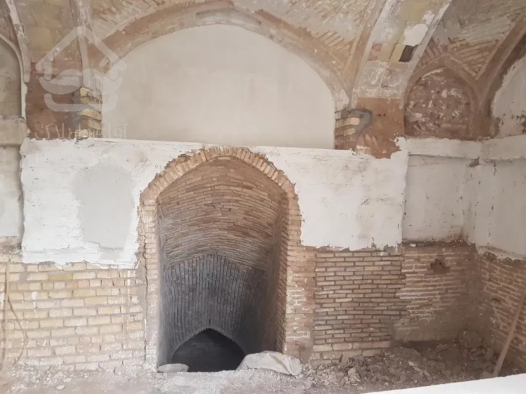 اجاره ۲۵۰ متر خانه ارزشمند در کاشان مناسب گالری هاستل