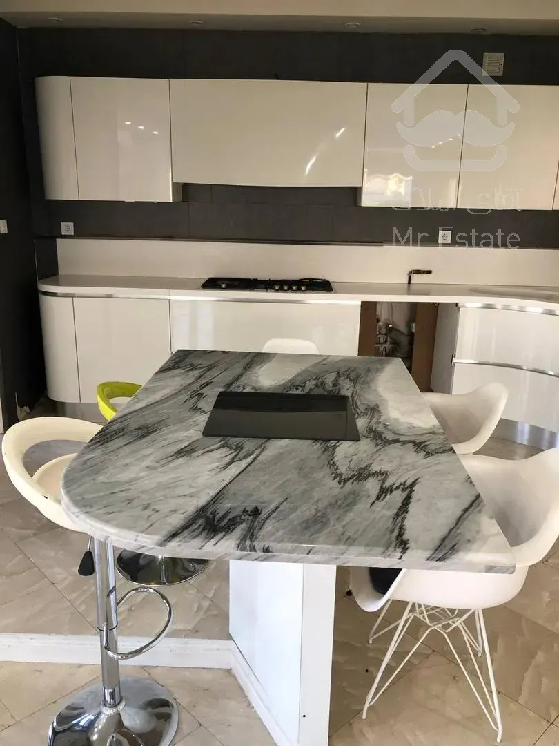 اجاره مسکونی 200 متر تکواحدی بهترین لوکیشن منطقه یک تهران فرشته