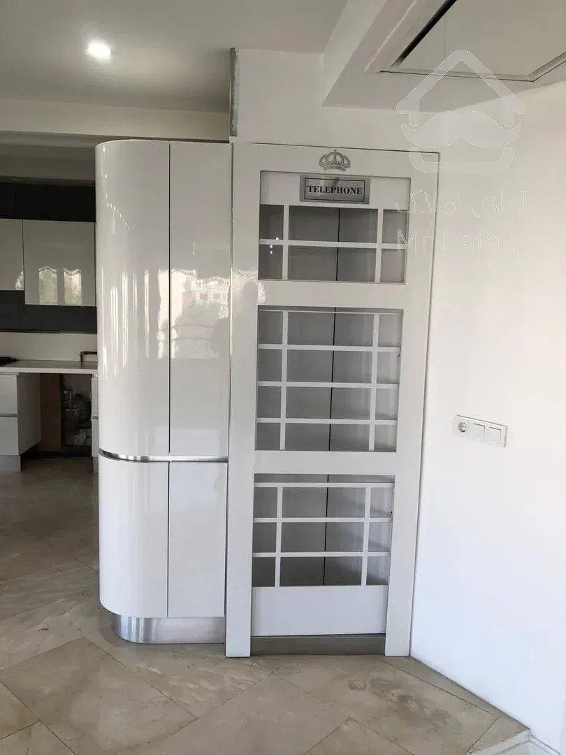 اجاره مسکونی 200 متر تکواحدی بهترین لوکیشن منطقه یک تهران فرشته