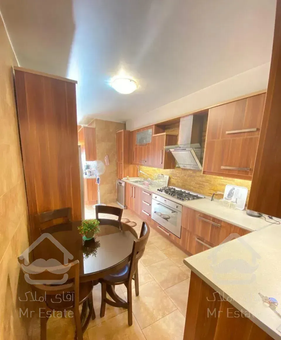 ونک مبله (145متر 2 اتاق)