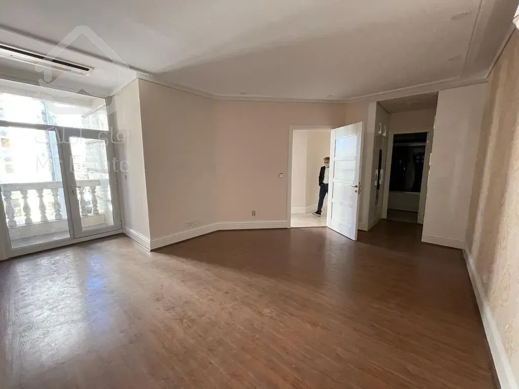 فروش اپارتمان 187 متری زعفرانیه