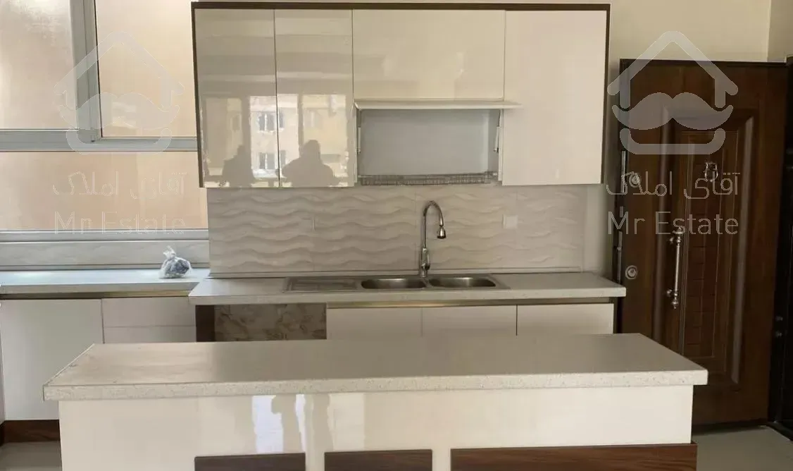 113متری الاله شرقی