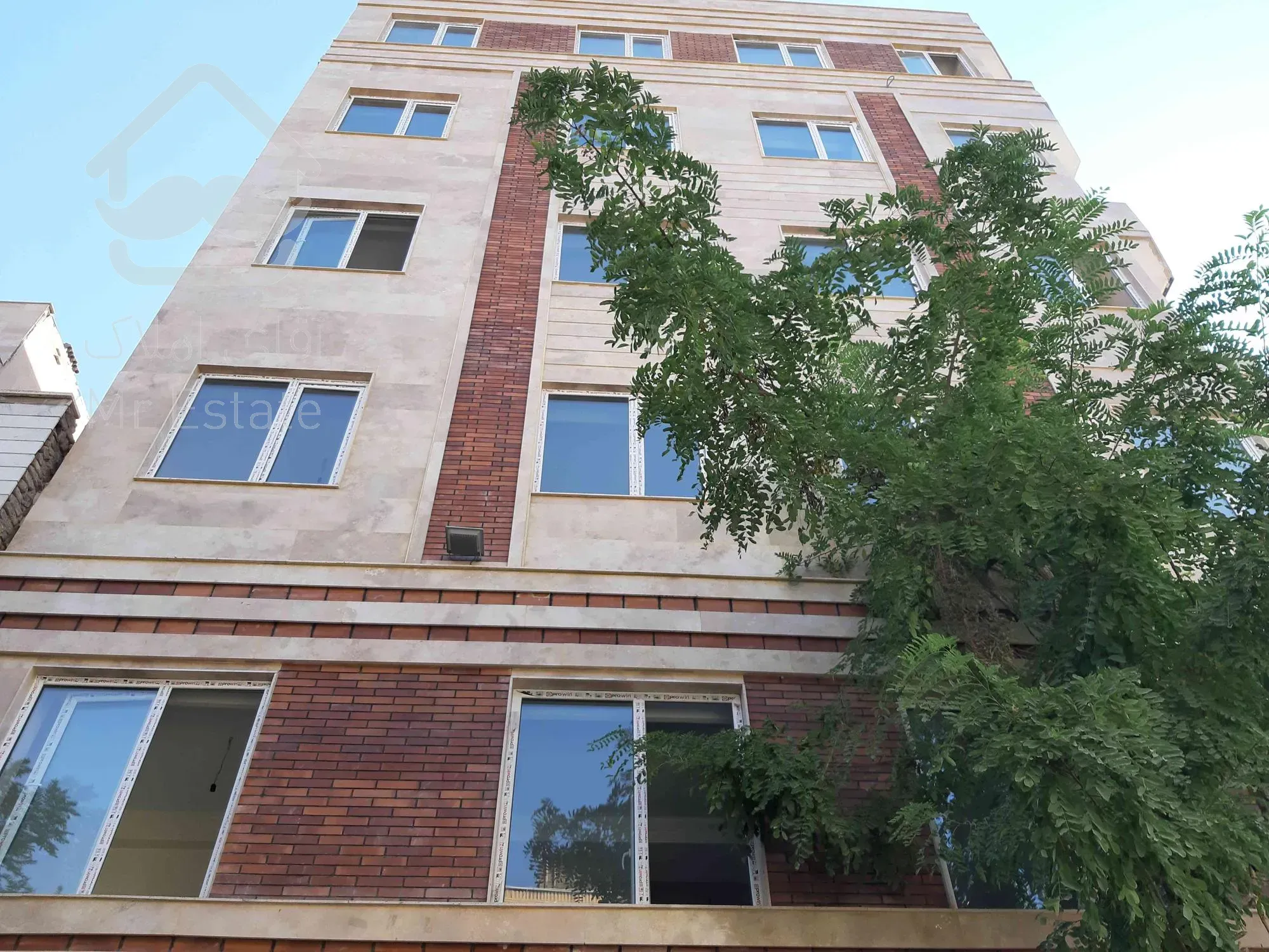 اپارتمان ۸۷ متری نوساز