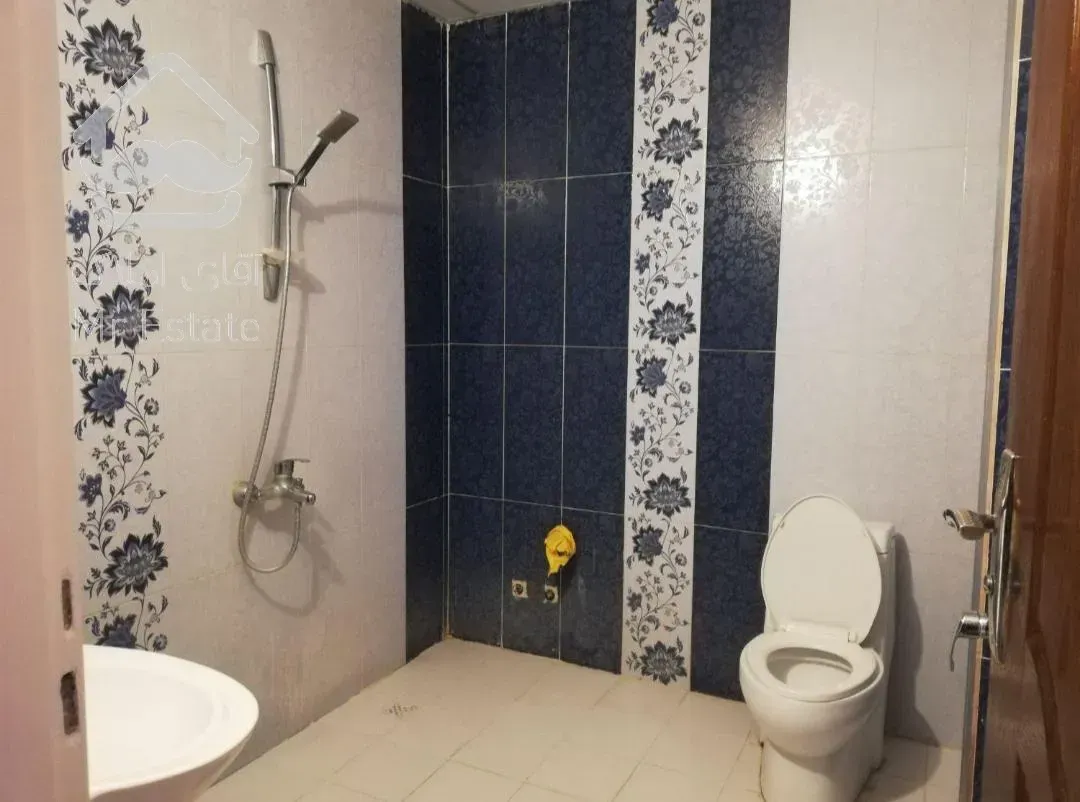 آپارتمان ۱۸۵ متری در گلستان عظیمیه