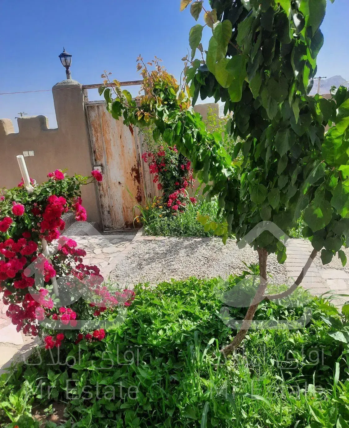 خونه باغی در بهاران فلاورجان