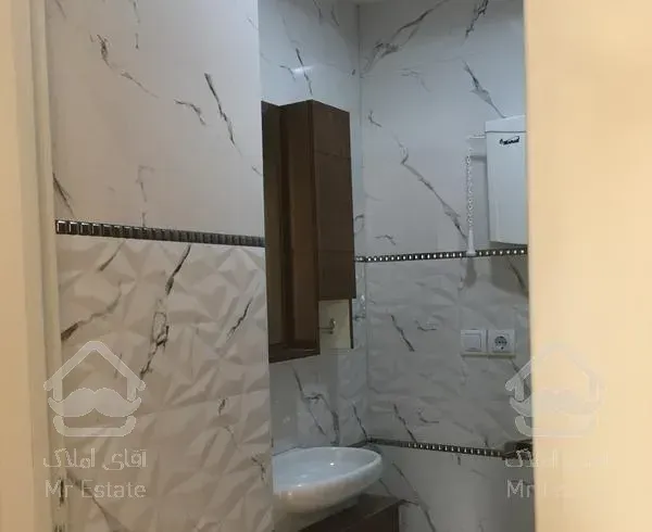 ۱۰۴متر ۲خ نوساز ،تاپ منطقه