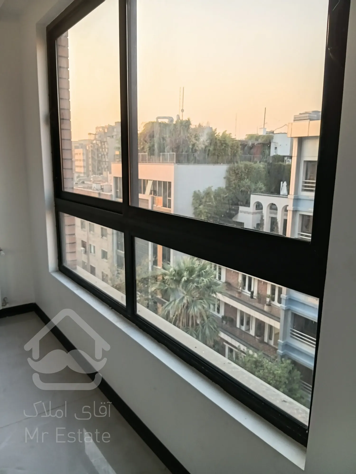 اجاره ۱۰۰ متر نوساز مستعد دفاتر آفیس