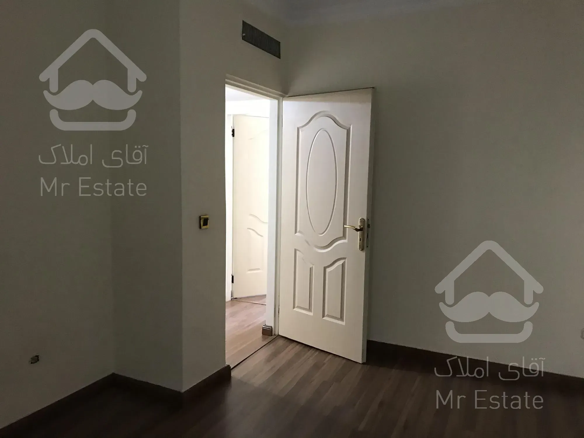 اجاره آپارتمان ۲۰۰ متر سه خواب در سعادت آباد