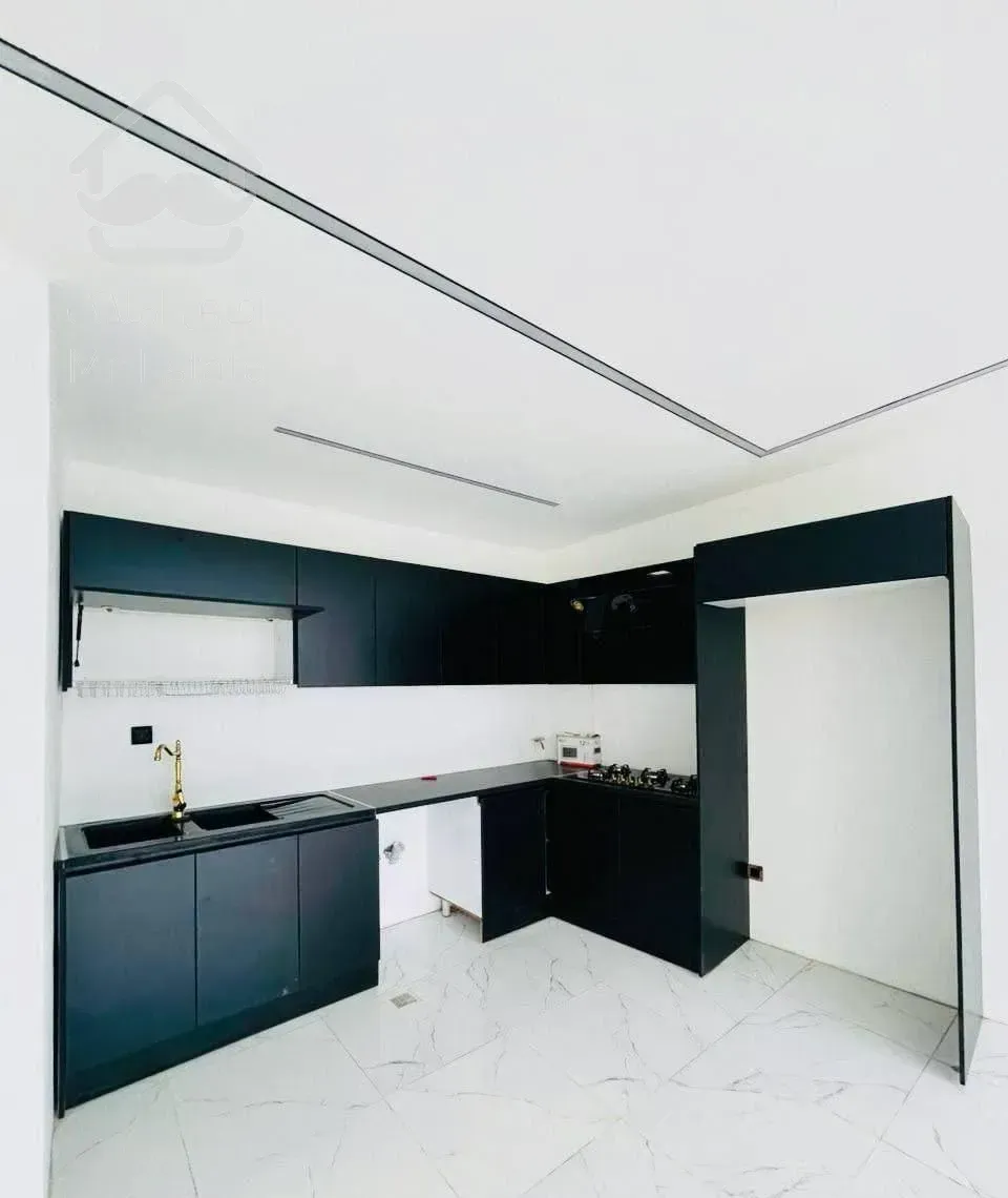 امکف نماشیشه استخردار۲۴۲متری/استخردار/خوش قیمت