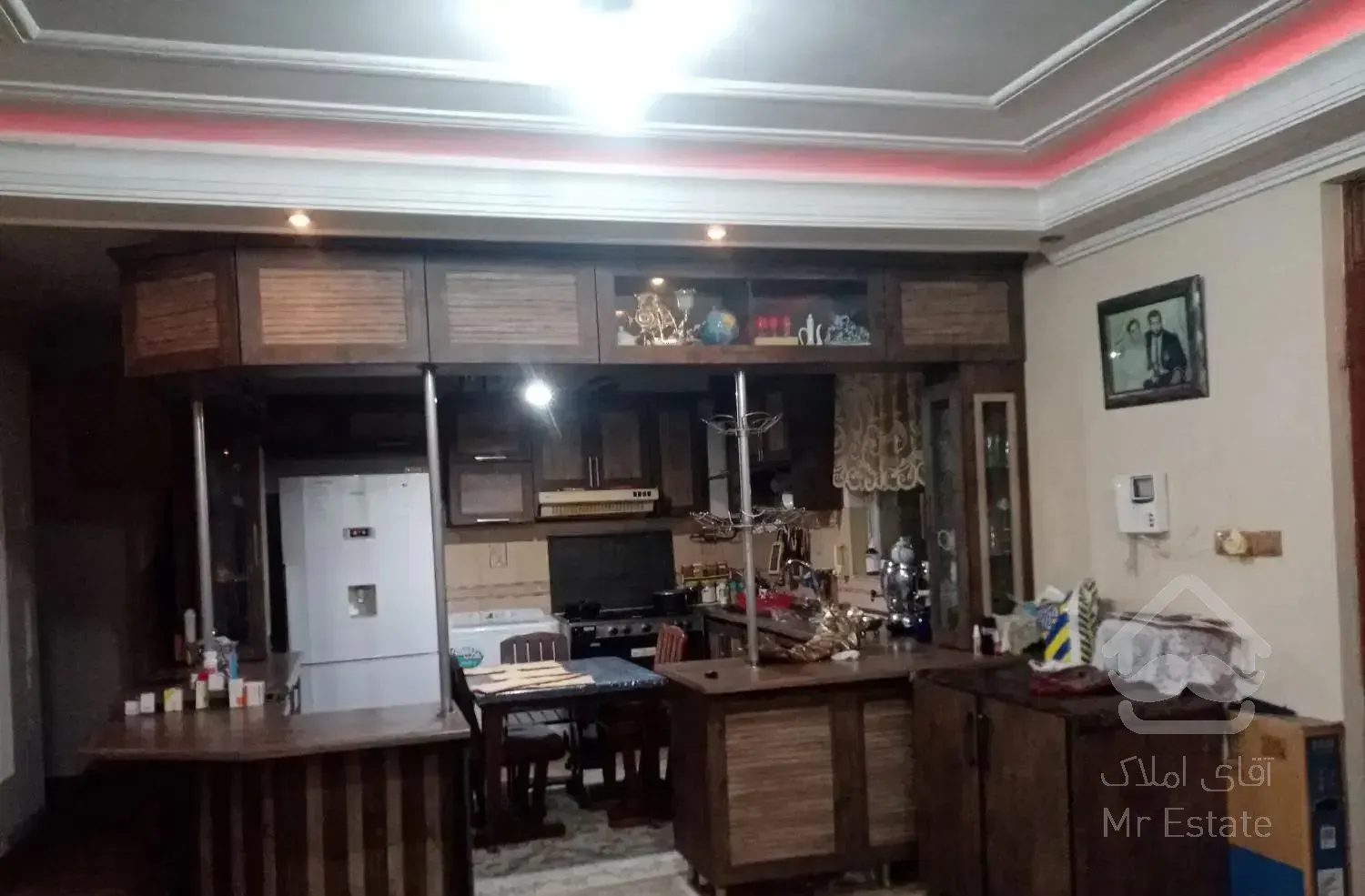 خانه ویلایی ۳۳۰ متری