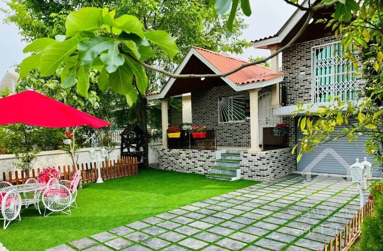 ویلا باغ//سبک کلاسیک(تاپ لوکیشن)ارزنده