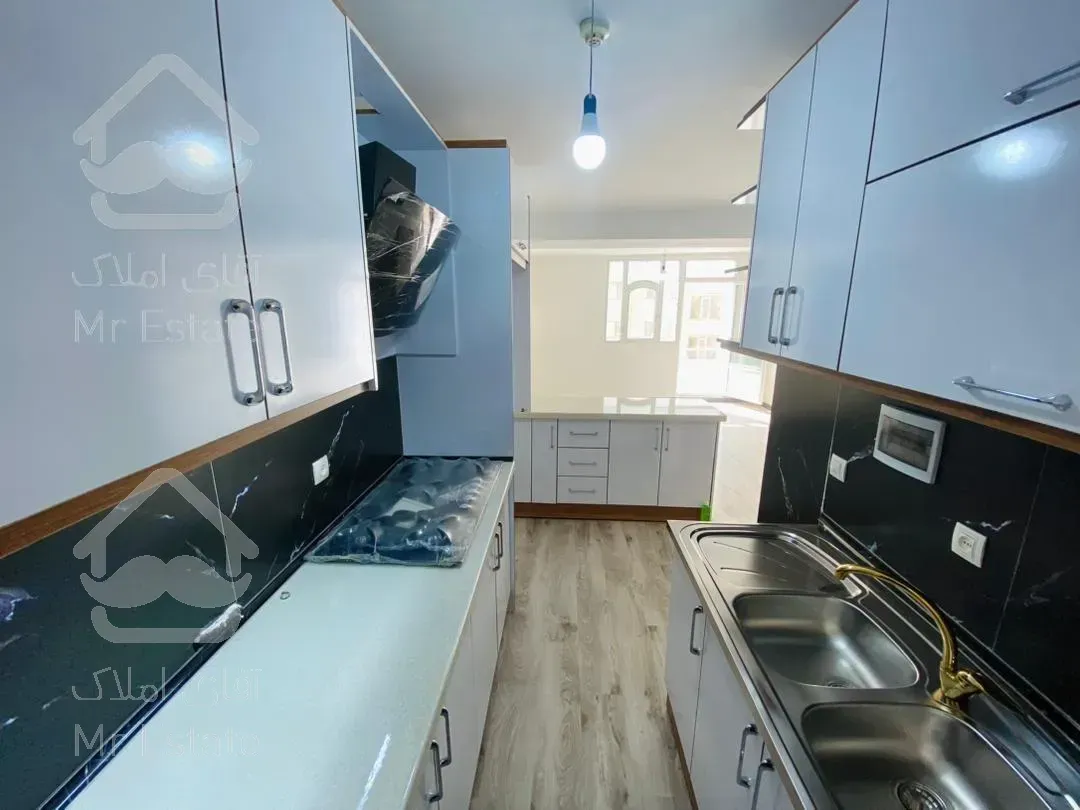 آپارتمان دو خواب در ابشار تهران