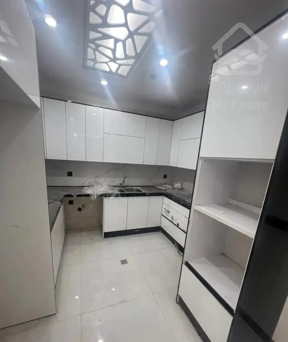 ۷۰ متر فول امکانات کلید نخورده ستارخان نصرت غربی