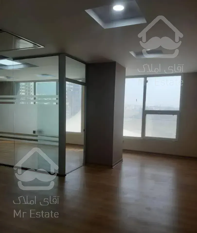 ۱۰۰متر اداری تجاری کنتراست مال دریاچه چیتگر، یاس ۳