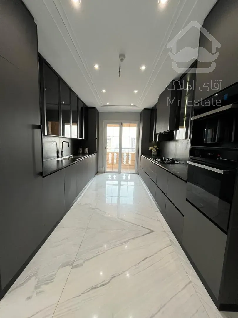 فروش اپارتمان 200 متری  محمودیه