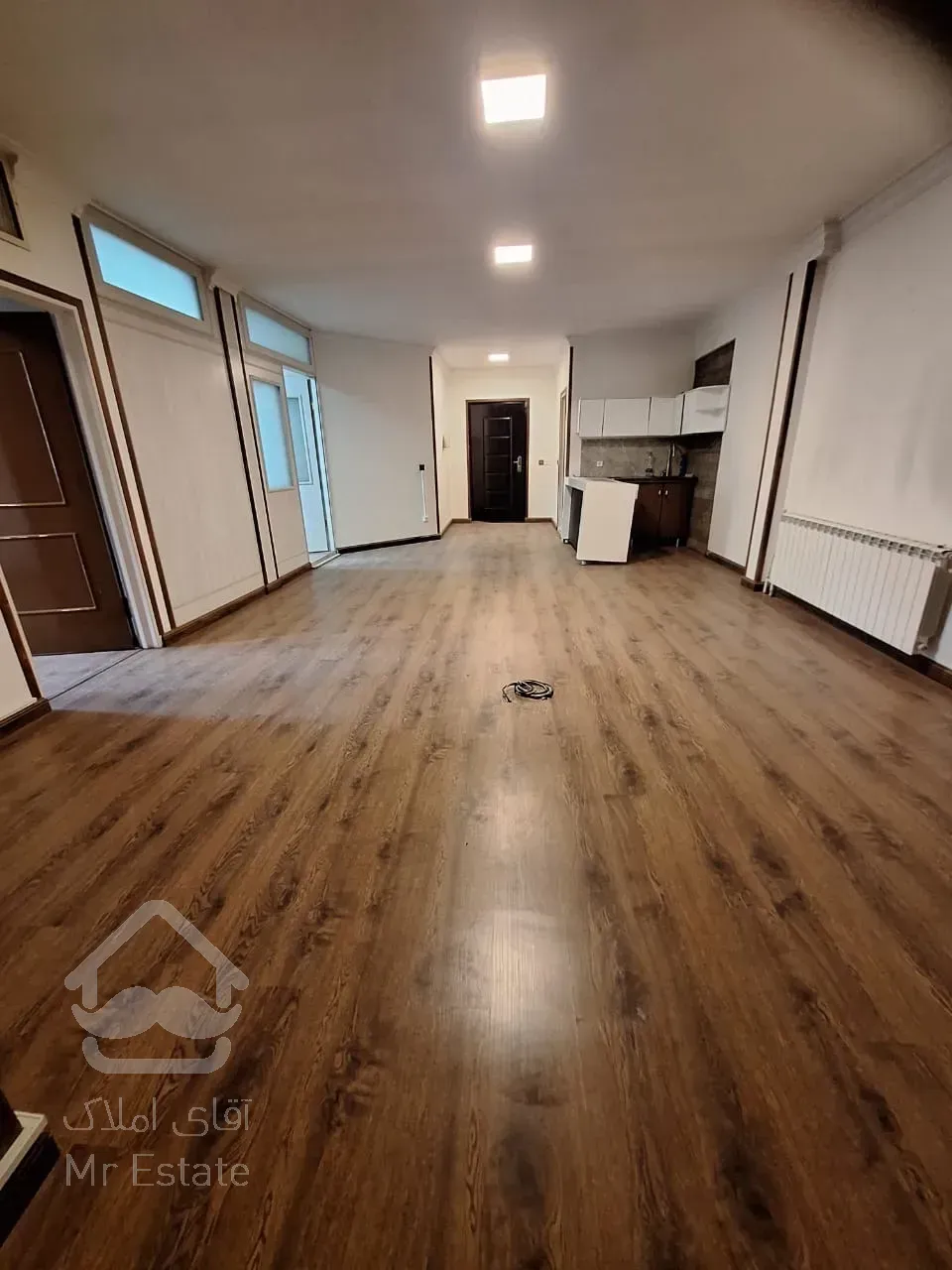 سه واحد آپارتمان سند اداری - بصورت یکجا یا تک