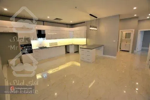 آپارتمان ۲۳۰متری ۴خوابه قصرالدشت