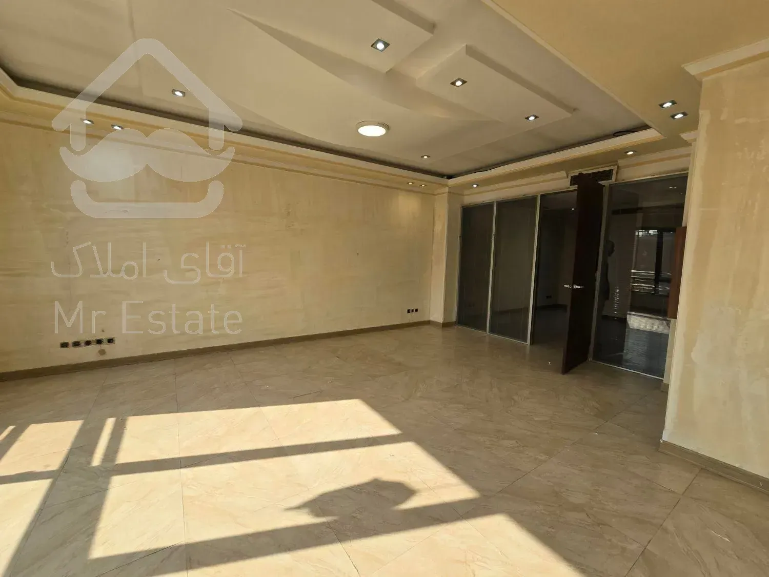 72متر م کاج سعادت آباد*بلوار اصلی*سند اداری*