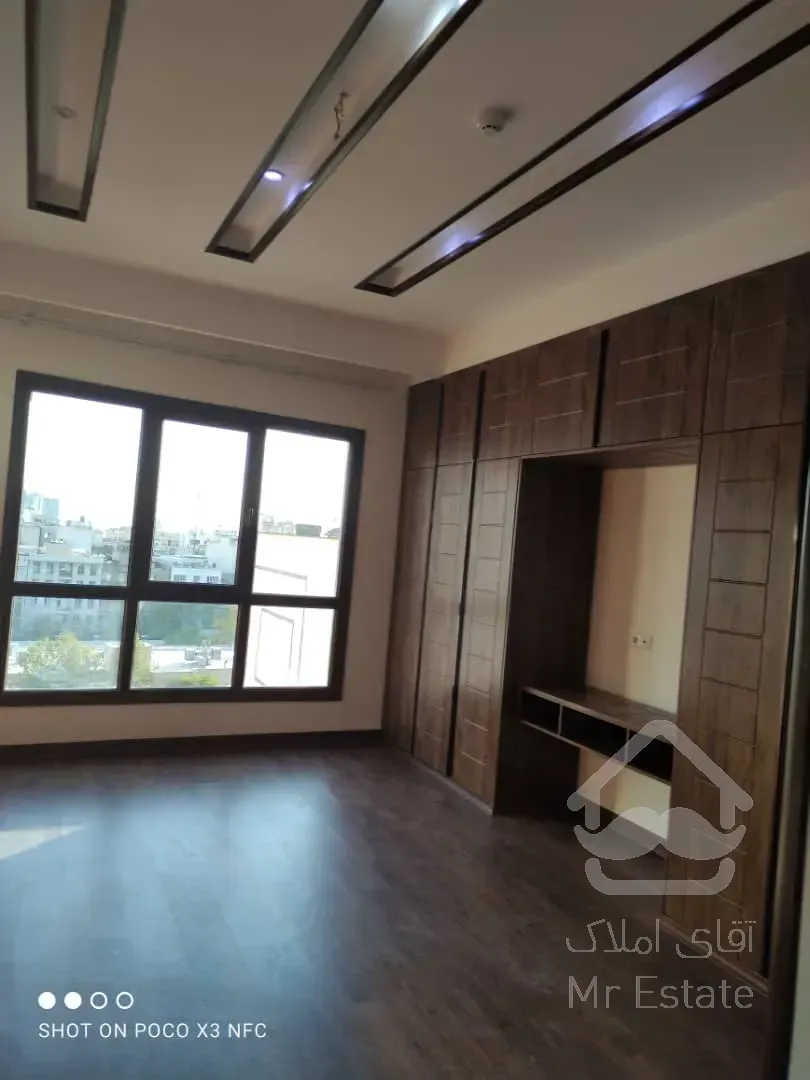 فروش 215 متری پاسداران