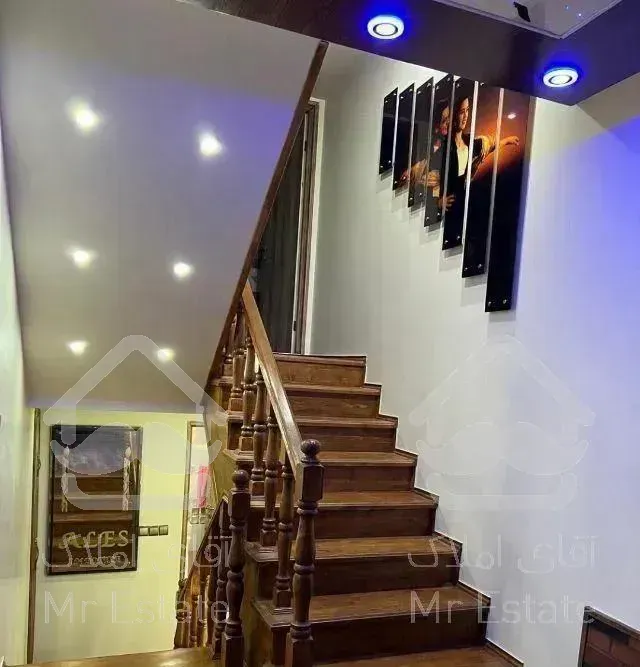 230 متر  تریبلکس دربست (مستغلات)