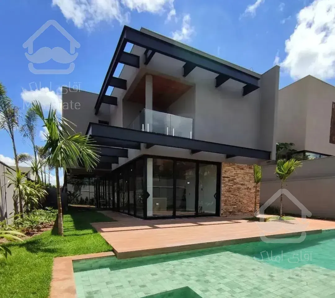 مدرن استخردار سندار