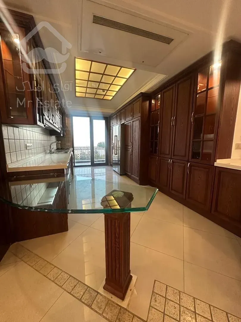 فروش اپارتمان 226 متری زعفرانیه