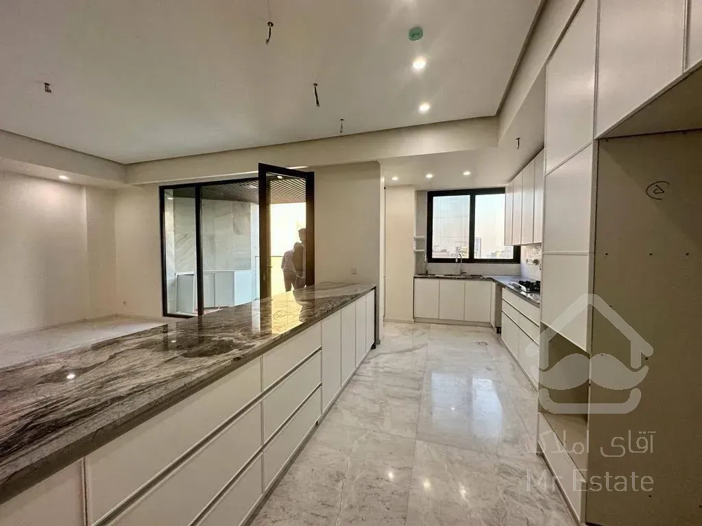 فروش اپارتمان 190متری محمودیه