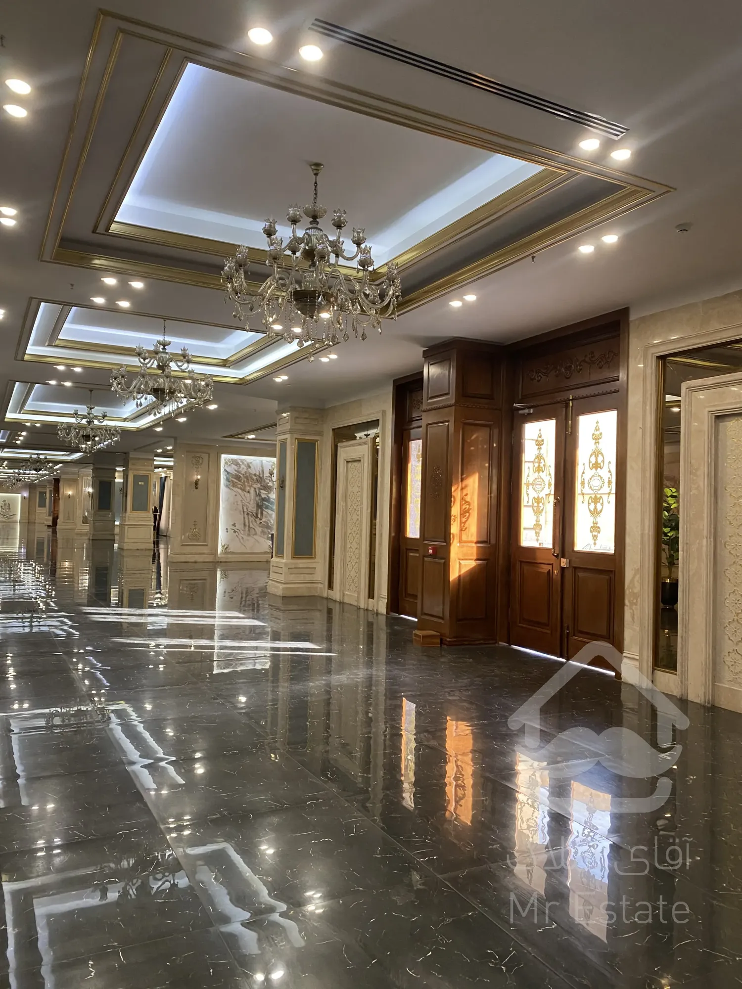 ۱۹۵‌متر/۳خواب مستر و لاندی دار / قصر شاهانه هروی و فول امکانات