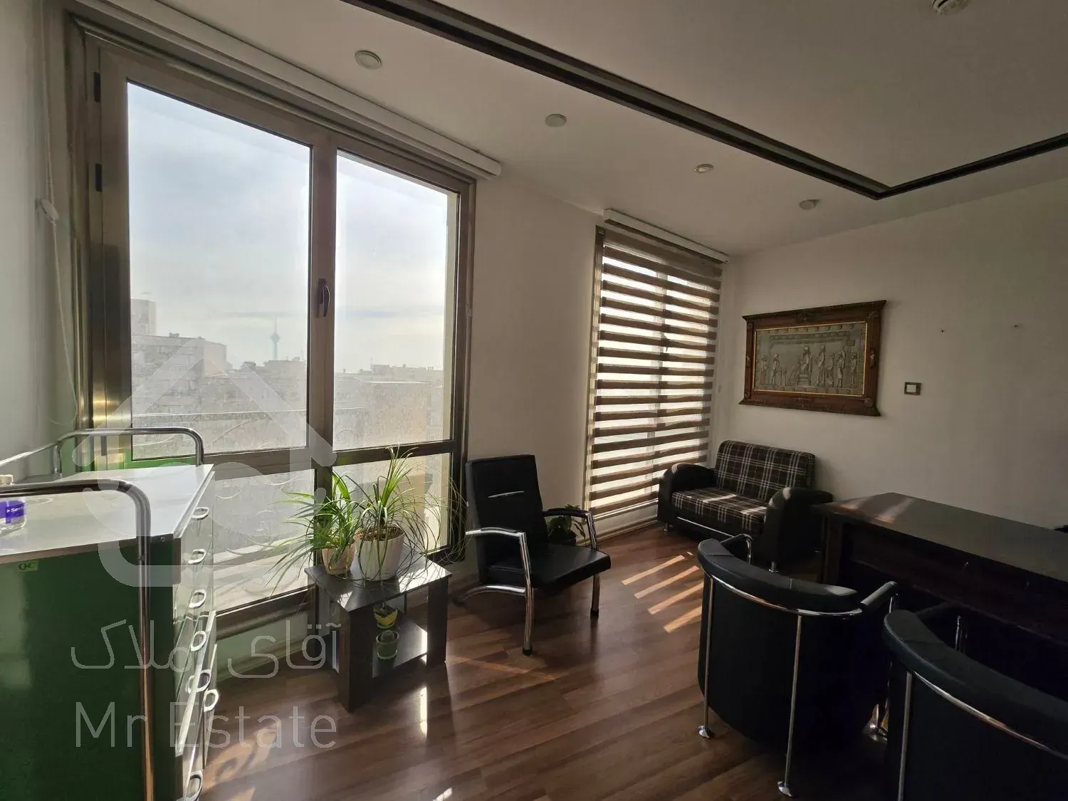 85متر سعادت آباد *اداری * مناسب شرکتها و دفاترکار