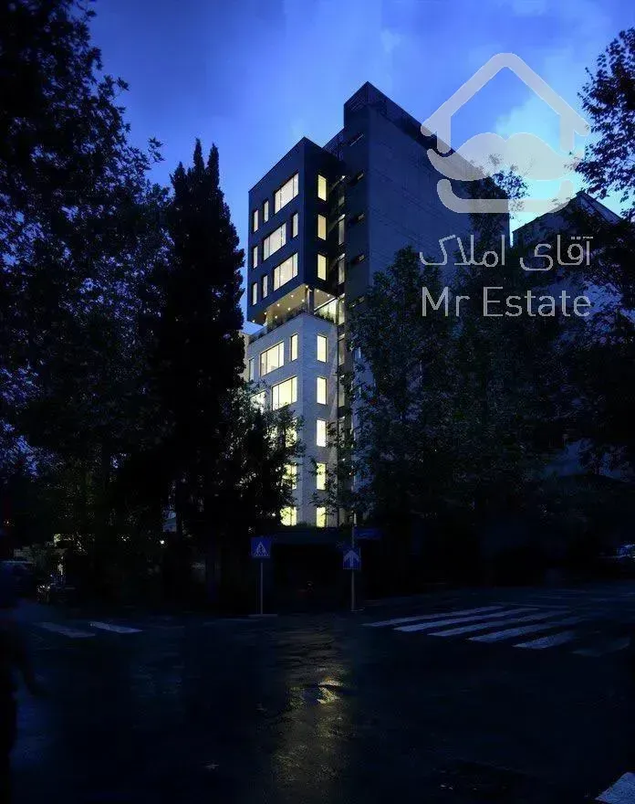 اولین سازه مدرن مینیمال ۳۲۳ متر کامرانیه