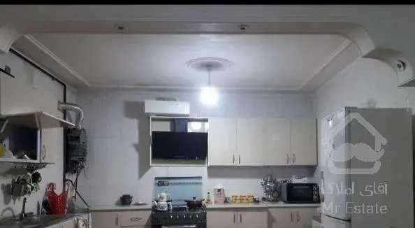 اجاره  ۱۱۰ متری ۲ خوابه طبقه ۱(پوشاک)گلستان ۷