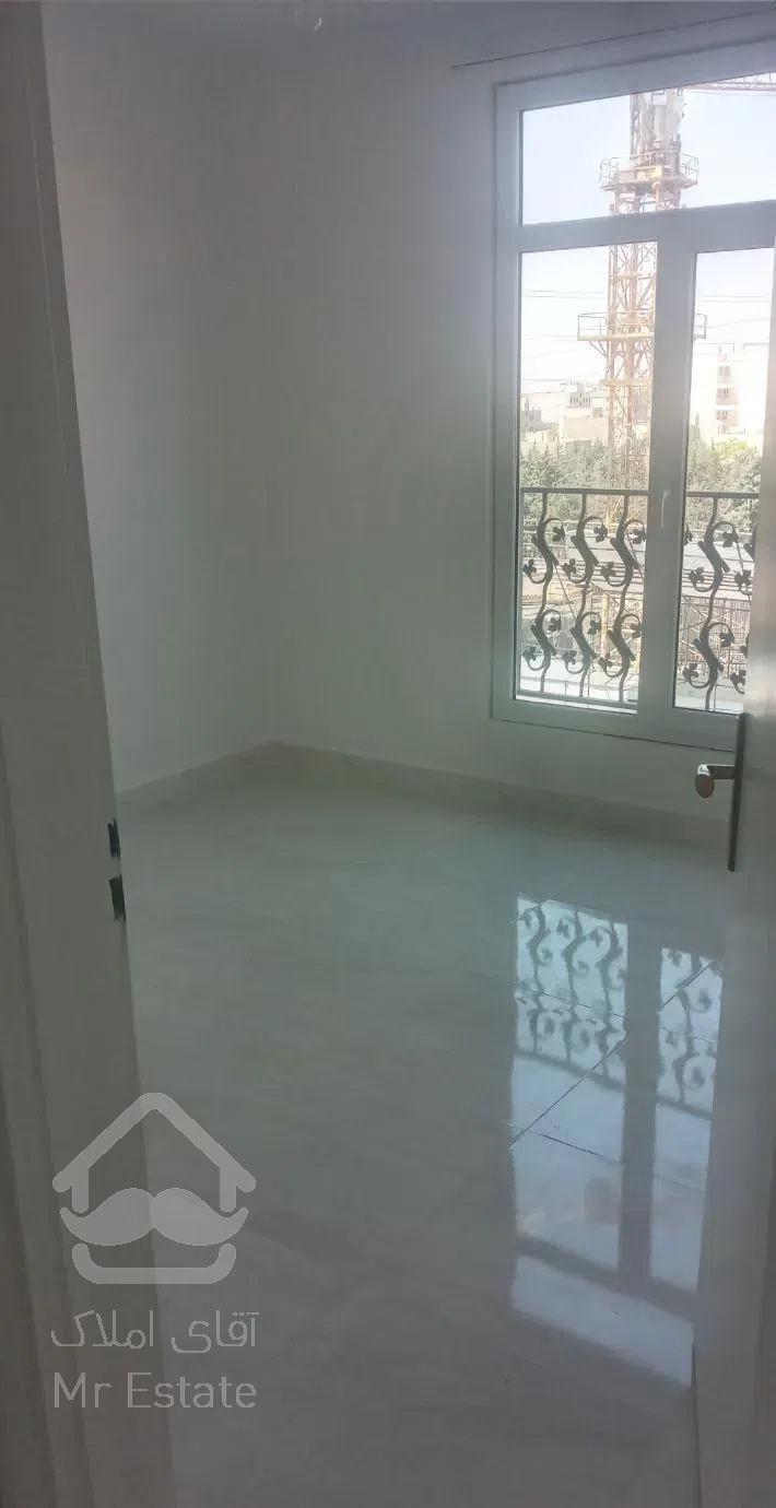 امکانات کامل . 110متر  .  پونک ( خ مخبری