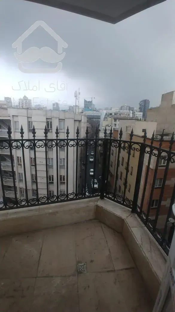 160 متر تاپ لوکیشن دروس