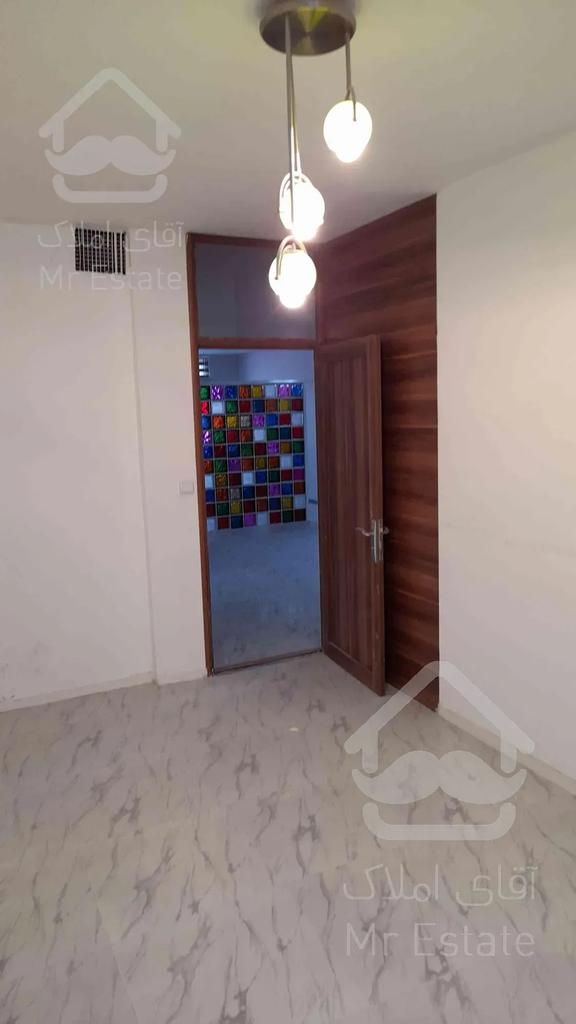 ۱۱۰ متر اداری بر کاشانی