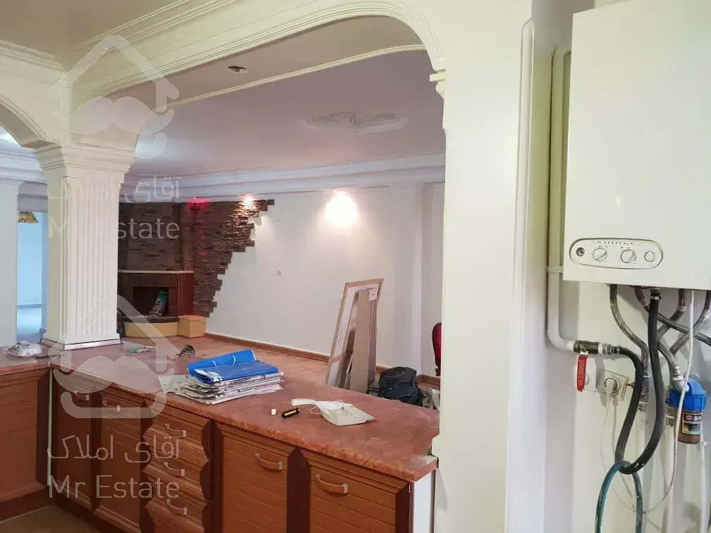 آپارتمان ۱۳۵ متری ۳ خوابه واقع در سعادت آباد