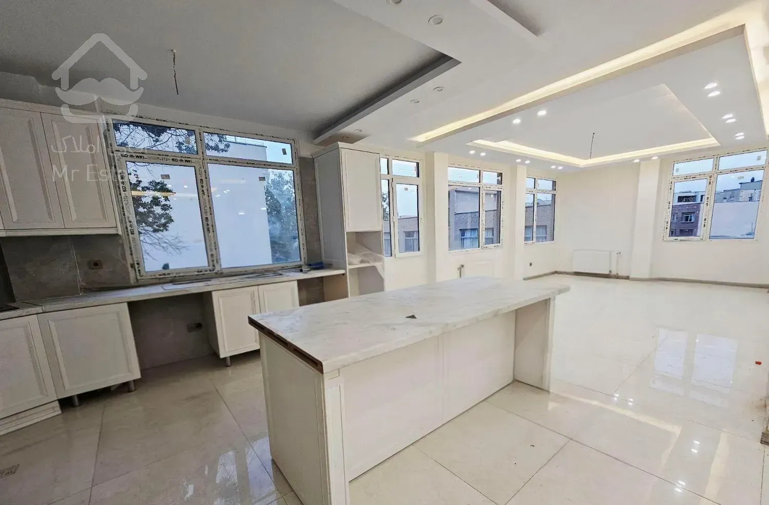 ۱۴۰ متر دارآباد تکواحدی قدرالسهمی کلا ۳ واحد