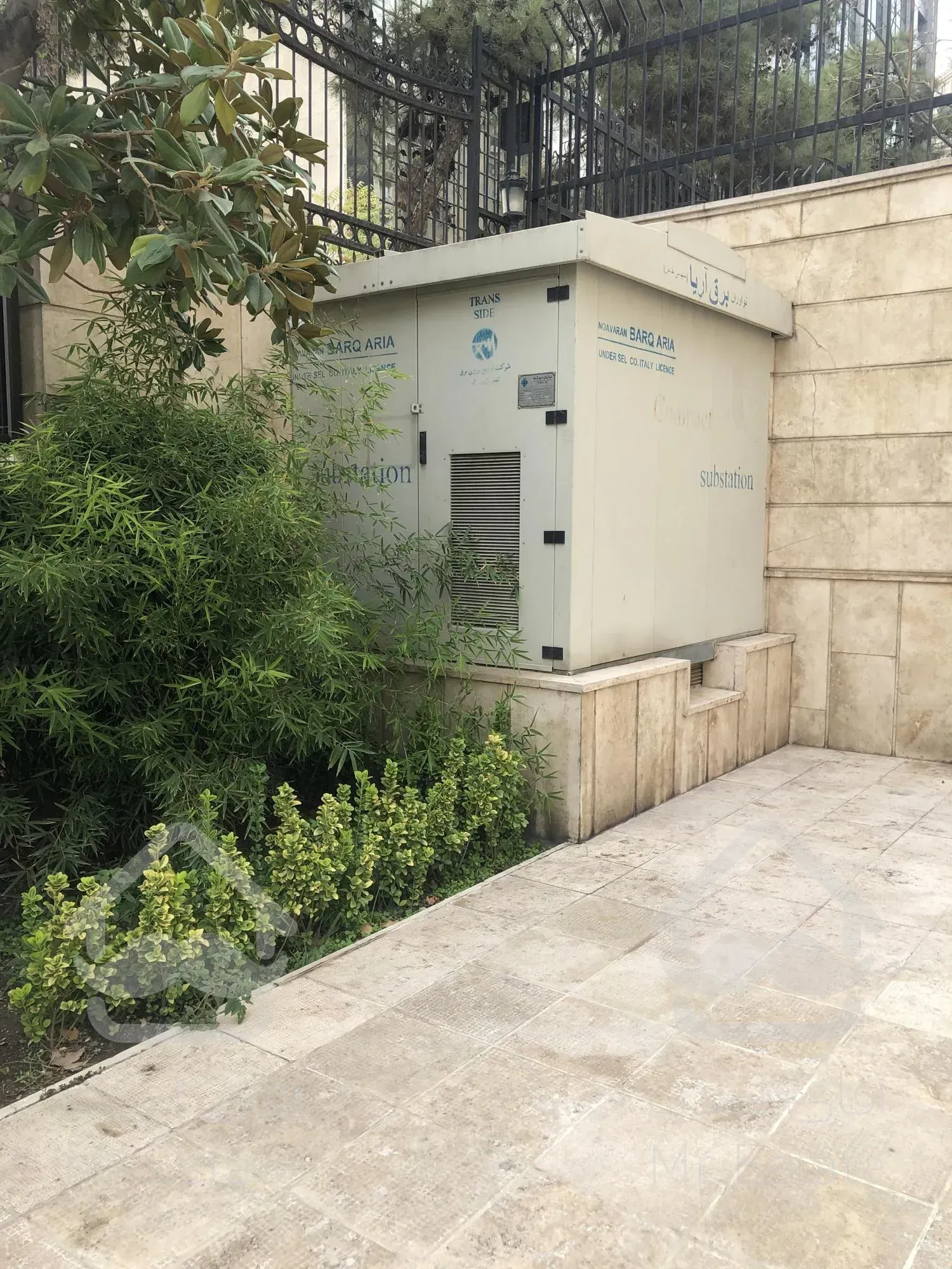 ساختمان مستغلات با موقعیت اداری